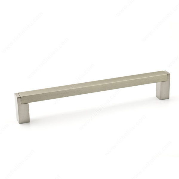 Richelieu Contemporary Metal and Aluminum Pull - 801 - Image 19