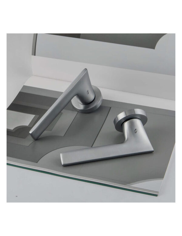 Colombo Design Hardware Alato Interior Door Lever - Image 3